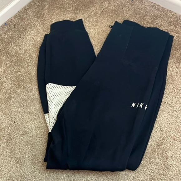 Nike workout pants size L - Picture 1 of 8